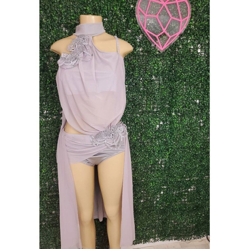 Weissman dance costume